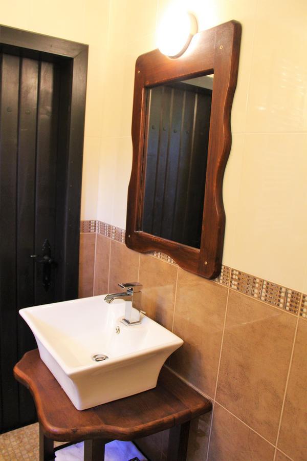 Hotel Sokay Trjavna Buitenkant foto