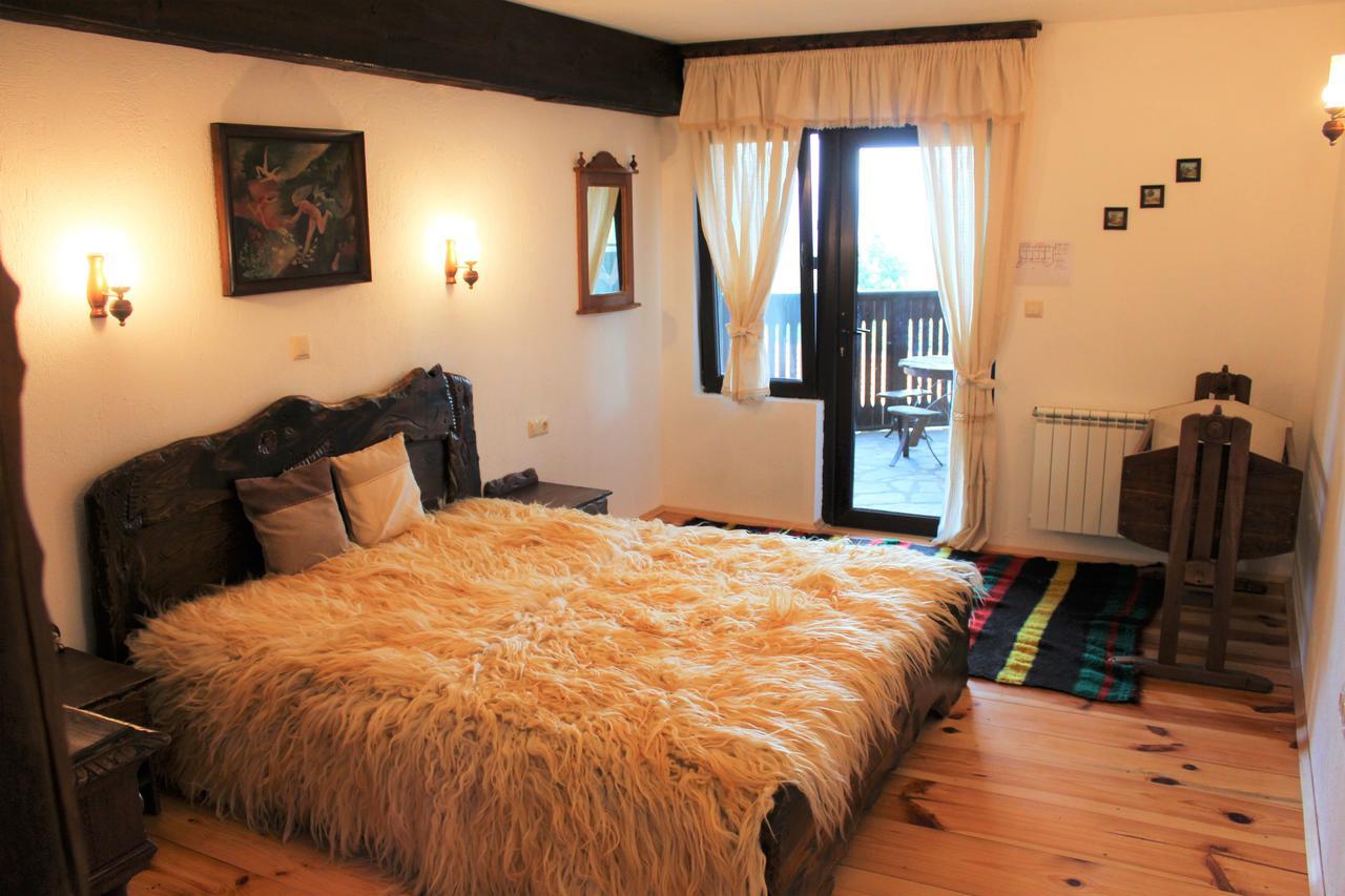 Hotel Sokay Trjavna Buitenkant foto