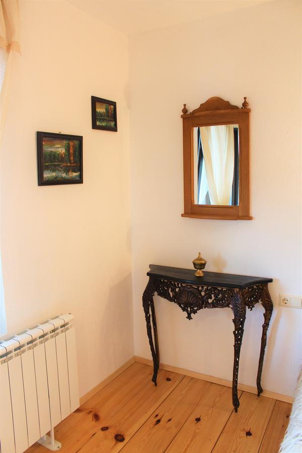 Hotel Sokay Trjavna Buitenkant foto