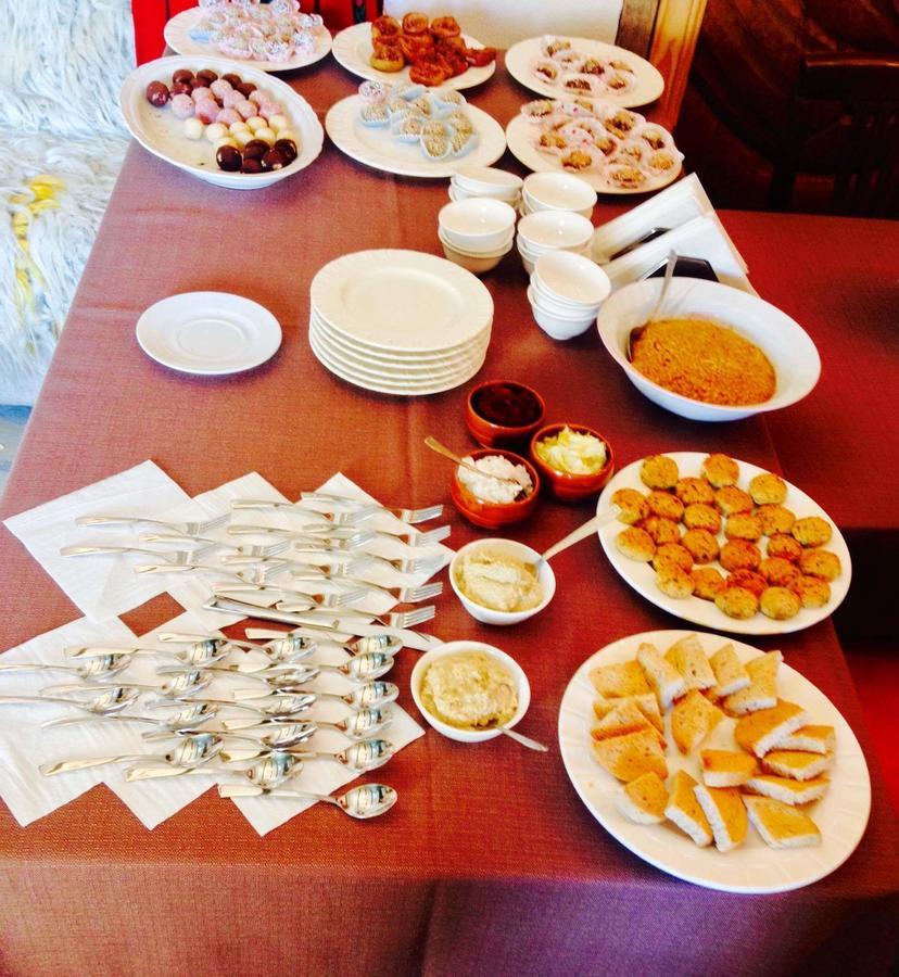 Hotel Sokay Trjavna Buitenkant foto